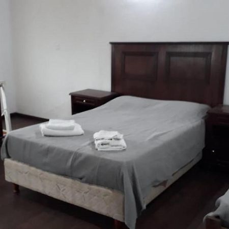 Depto Amplio C/Cochera Apartment Corrientes Ngoại thất bức ảnh